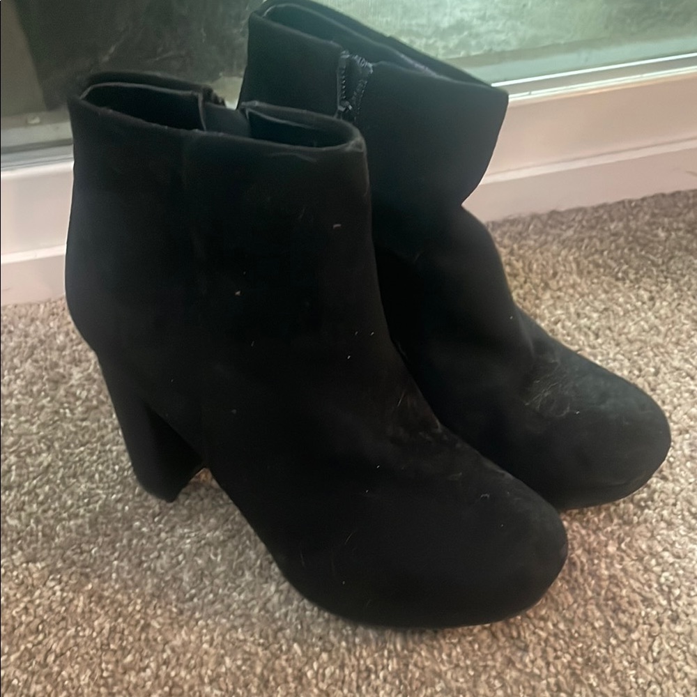 Dream Pairs Black Ankle Booties Sleek Design